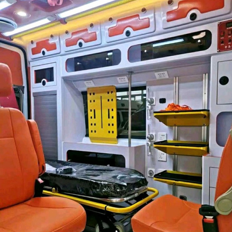 桥东长途救护车护送病人租赁价格